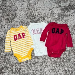 Baby gap onesies! Like new! 6-12 month